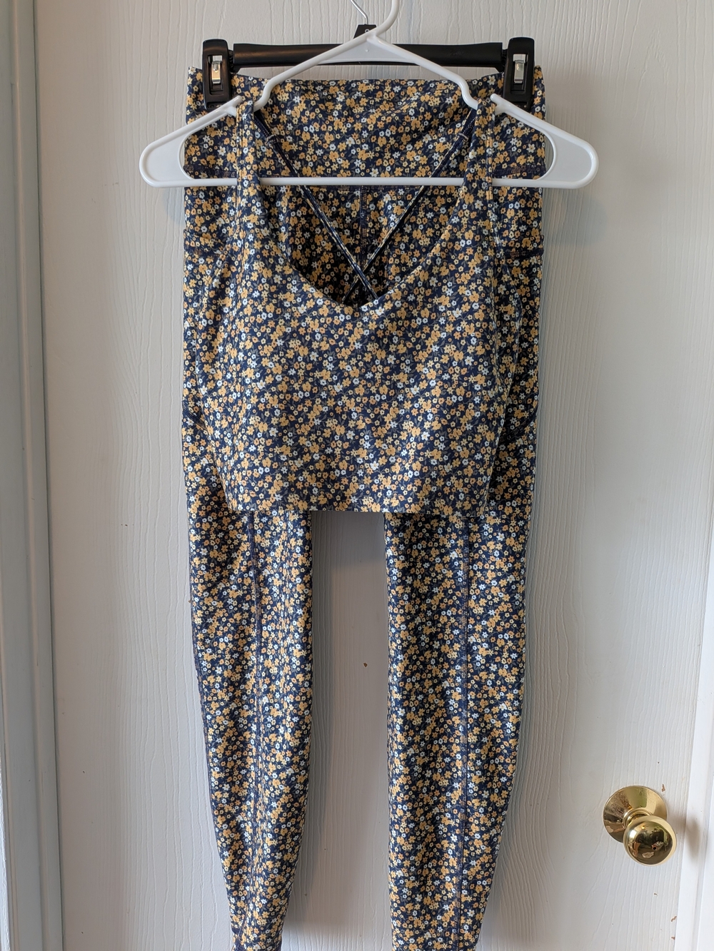 Gilly Hicks Navy and Yellow Athletic Set